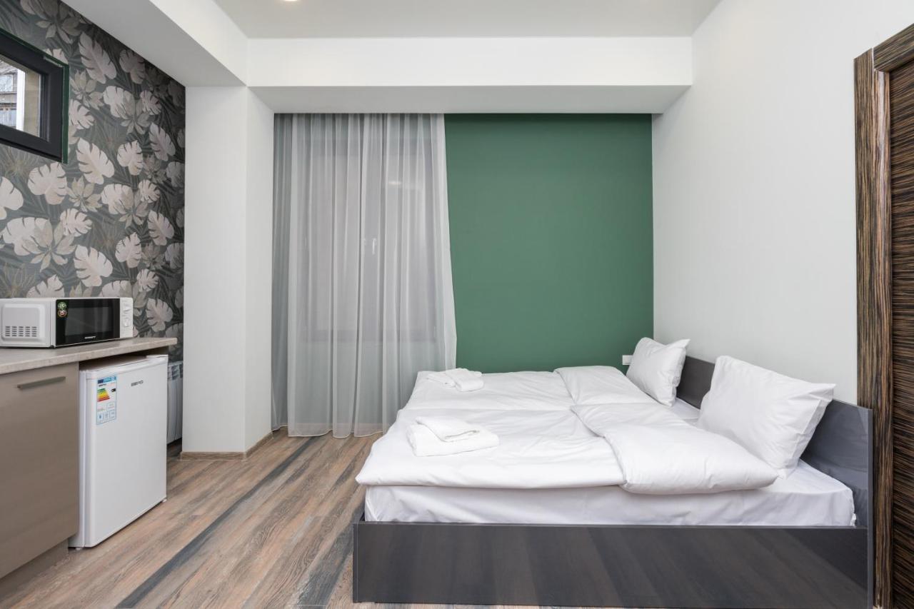 Hotel Armeni Ереван Экстерьер фото